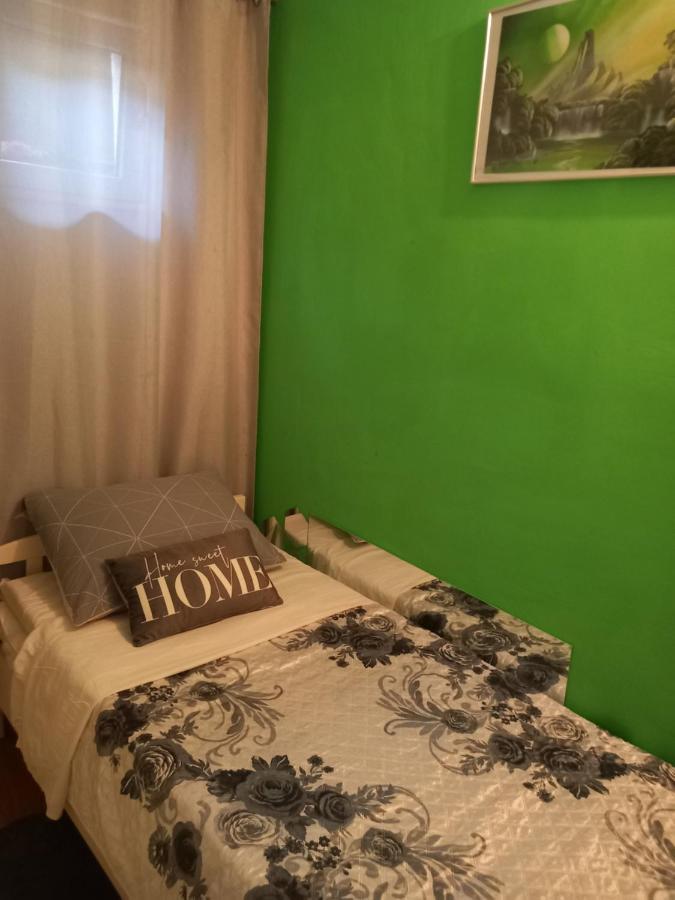S-Type Apartment In The Center Σπλιτ Εξωτερικό φωτογραφία